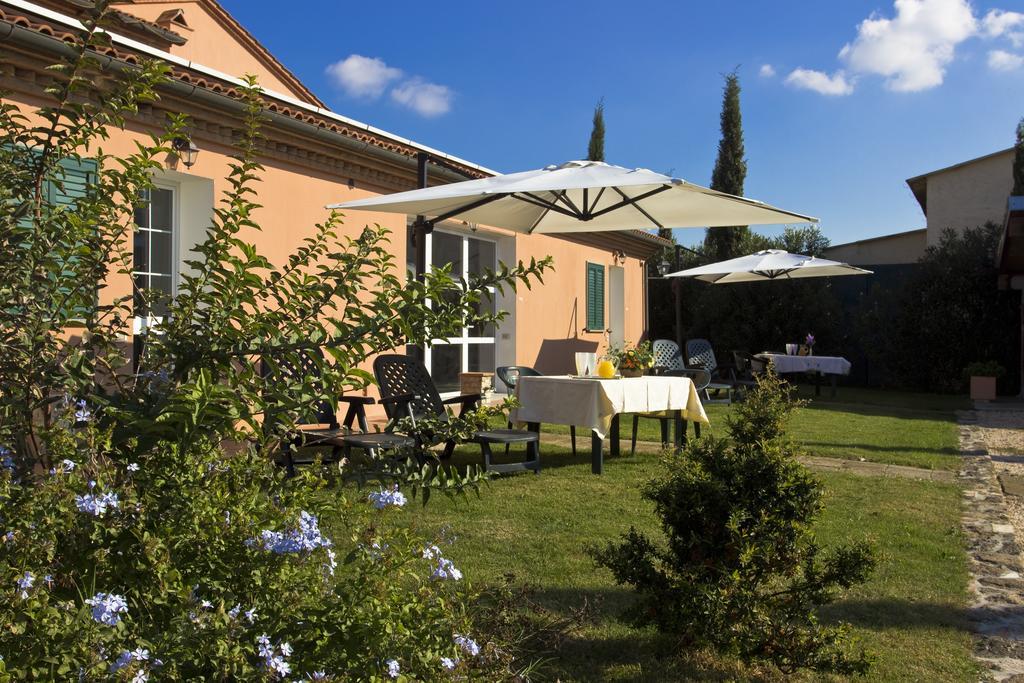 Agriturismo Ferruggini Больгері Екстер'єр фото