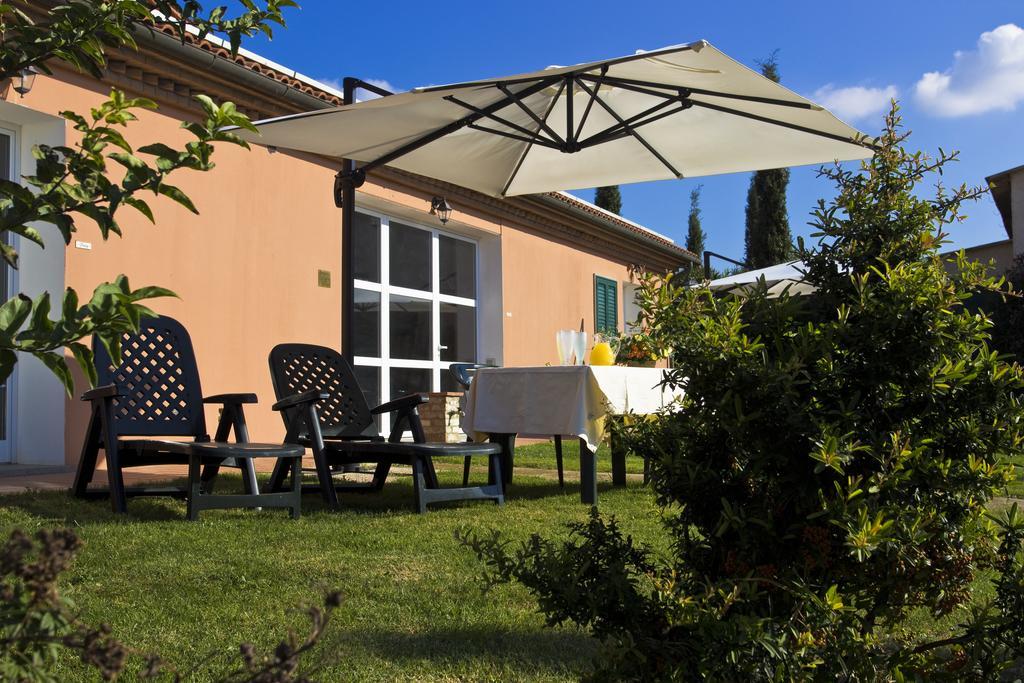 Agriturismo Ferruggini Больгері Екстер'єр фото