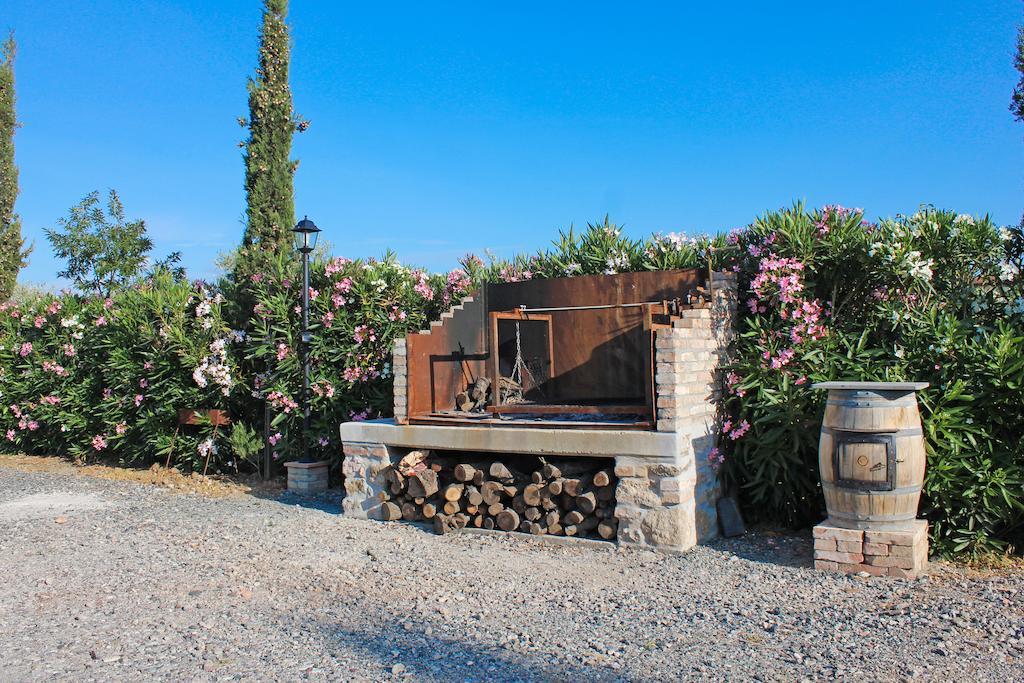 Agriturismo Ferruggini Больгері Екстер'єр фото