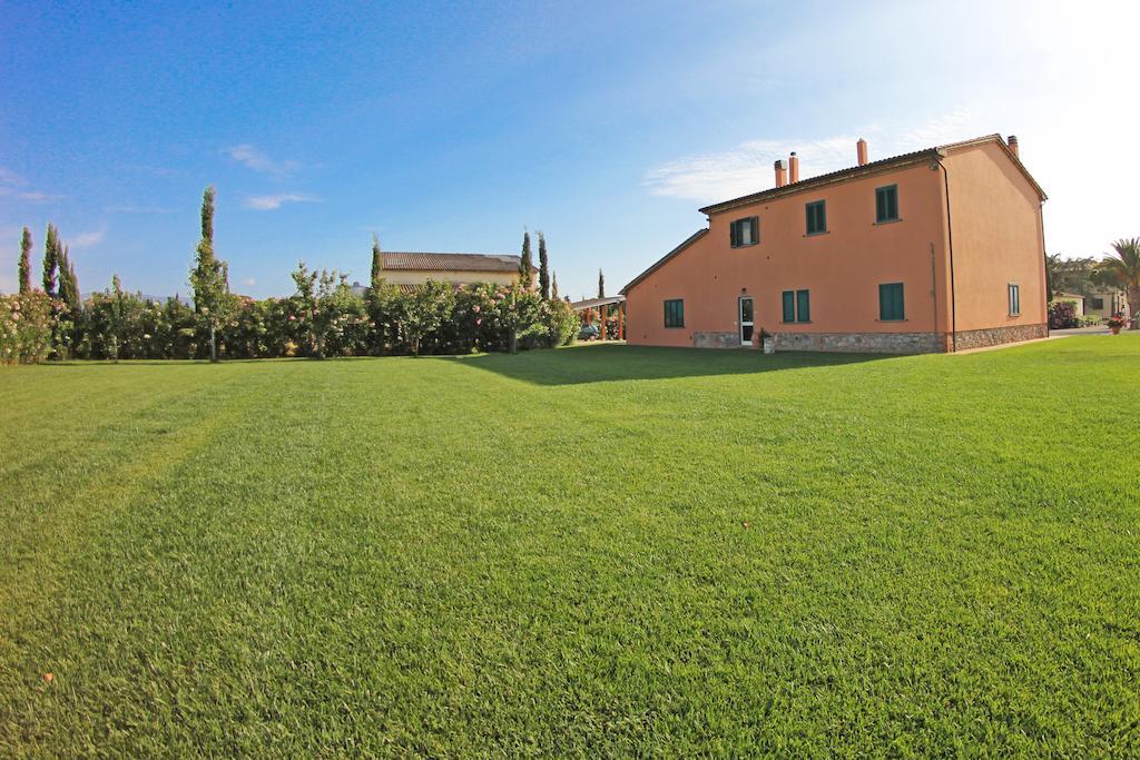 Agriturismo Ferruggini Больгері Екстер'єр фото